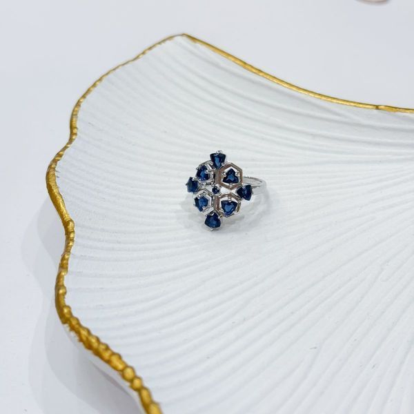 Срібна каблучка з сапфіром nano 1.775ct, вага виробу 3,88 гр (2174653) 18 розмір 2174653 фото