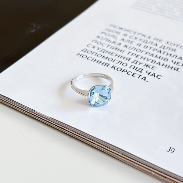Серебряное кольцо с фианитами, вес изделия 3,02 гр (60001721) 16.5 размер 2146148sky фото