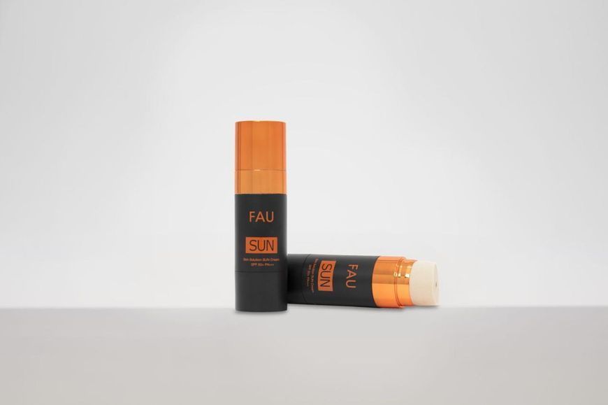 Анти-эйдж крем с аппликатором SPF 50+/РА+++ SKIN SOLUTION SUN CREAM FAU, 30 мл FAUSSUNCR фото