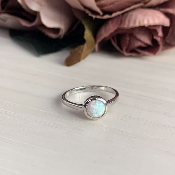 Срібна каблучка з опалом 0.3ct, вага виробу 2,02 гр (1189450) 17.5 розмір 1189450 фото